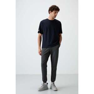 Camiseta Azul Marino 100% Algodón para Hombre, Corte Holgado con Textura Gruesa y Tela Jersey Estampada-88369 - Product Image 5