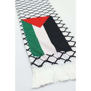 Écharpe en coton affichant les drapeaux turc et palestinien - Product Image 3