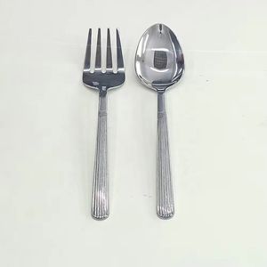 Serveur à gâteau abordable en acier inoxydable durable avec un design léger permettant une manipulation facile pour la maison - Product Image 5