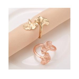 Rond de serviette Design classique fait à la main en laiton métal plaqué or finition meilleur pour anniversaire mariage cadeau porte-serviettes - Product Image 2