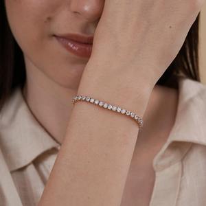 Pulsera de Tenis con Diamantes de Moissanita Incoloros de Corte Redondo de 3 mm para Regalo de San Valentín en Plata 924 Chapada en Oro, Fabricante de Joyería - Product Image 3