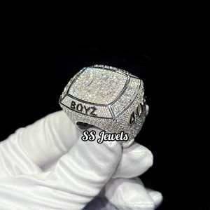 Bague de championnat Hip Hop pour homme en moissanite, argent 925, sur mesure, style rappeur, sertie de pierres, plaqué rhodium, sertissage à griffes - Product Image 3