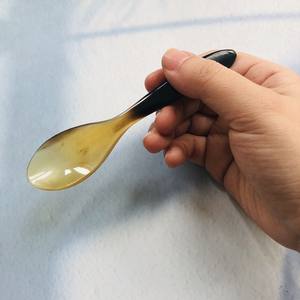 Cuillère naturelle 100% corne de buffle 12cm vaisselle ustensiles de cuisine respectueux de l'environnement artisanat de service fabriqué par VITRAPRO - Product Image 4
