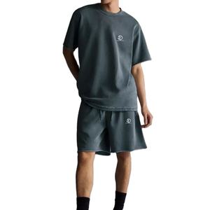 Ensemble de t-shirts d'été décontractés américains personnalisés en coton pour hommes, pantalons à manches courtes respirants avec coupe ample à la mode pour les couples - Product Image 4