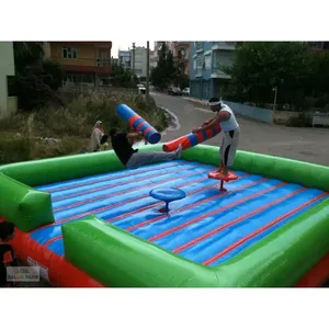 Grand équipement d'amusement gonflable extérieur sur le thème des gladiateurs - Product Image 1