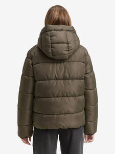 Nuevo diseño de alta demanda de Oliva de alta calidad para mujer de punto personalizado acolchado de poliéster relleno de invierno chaqueta acolchada - Product Image 4