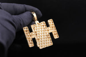 Joyería de Rap Personalizada, Colgante de Diamantes de Acero Inoxidable con Incrustaciones de Diamantes para Unisex - Product Image 4