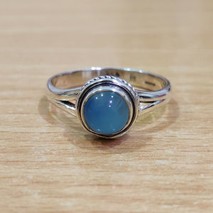 Elegante Anillo de Calcedonia Aqua, Plata de Ley 925, Cabujón Redondo, Joyería Fina para Uso Diario, Ideal para Regalos - Product Image 1