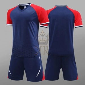 Maillot de football de haute qualité respirant à séchage rapide 100% polyester Uniforme de sport pour adultes Impression par transfert thermique Entraînement de football - Product Image 3