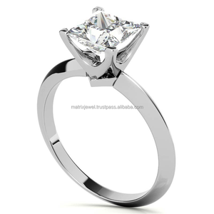 Elegante anillo de un solo diamante con certificación IGI Ajuste de punta de plata Corte princesa Moissanite Anillo de diamantes para ocasiones especiales - Product Image 2