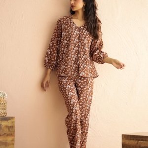 Camisón de Seda Premium para Mujer, Suave, Cómodo, Ropa de Dormir de Lujo, Elegante Camisón de Noche - Product Image 3