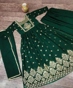 Modest Glamour: Abaya Women Muslim Dress Dubai-Infunde tu armario con modestos y elegantes Abayas para una mezcla de elegancia - Product Image 3