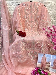 Traje Salwar Kameez de Organza Pesada con Bordado Estilo Indio y Pakistaní para Mujer, Vestido y Kurtis Estilo Musulmán Pesado - Product Image 3