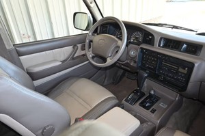 OFFRE SPÉCIALE! Vente aux enchères pour concessionnaires : Land Cruiser 1997 AWD/4WD - Product Image 3