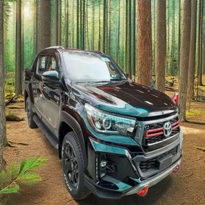 Camioneta 9 Toyota Hilux diésel 4x4 Doble Cabina Disponible - Product Image 1