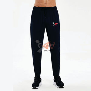 กางเกงวิ่งของผู้ชายผ้าโพลีเอสเตอร์แห้งเร็วระบายอากาศได้ดีโลโก้ตามสั่ง - Product Image 1