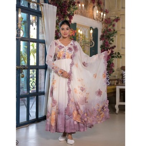 Vestido Largo de Alta Costura con Bordado de Primera Calidad, Silueta Imperio, con Pantalón Inferior y Dupatta a Juego para Fiestas Nocturnas - Product Image 1