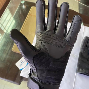 Gants de course en cuir véritable pour les motards de course sur route - Product Image 1