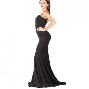 Vestido de satén negro elegante y sencillo estilo sirena, corte imperio, con pedrería de cristal, borlas y malla frontal estampada, tejido para fiestas. - Product Image 1