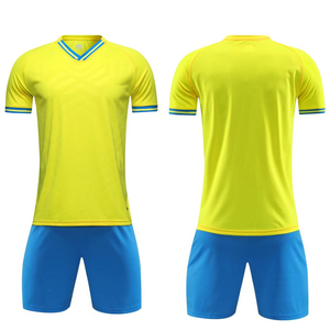 Maillot de football personnalisé sublimé pour équipe, avec col montant et logo personnalisé, design réversible, 100 % polyester - Product Image 3