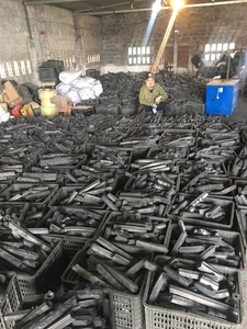 Carbón de serrín 100% fabricado en Vietnam por BIWOOD COMPANY bueno para barbacoa, largo tiempo de combustión, inodoro y sin humo. - Product Image 5