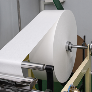 Toallas frías de microfibra cruzadas impermeables respetuosas con el medio ambiente de alta calidad, rollos de tela no tejida suave, Spunlace transpirable de Vietnam - Product Image 2