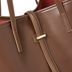 Sac fourre-tout en cuir PU marron avec fermeture éclair, imperméable, grande capacité pour les courses quotidiennes et les voyages - Product Image 4