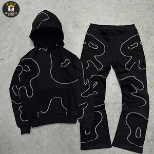 2025 nouvelle dernière conception strass sérigraphié survêtements pour hommes personnalisé deux pièces ensembles survêtements - Product Image 1