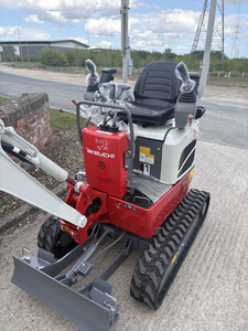 Nouvelle mini-excavatrice Takeuchi à vendre, excavatrice compacte sur chenilles, prête à être expédiée - Product Image 5