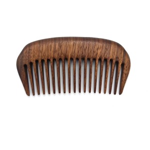 หวีไม้ธรรมชาติเป็นมิตรกับสิ่งแวดล้อมสำหรับผมหยิกหนาและผมตรง - Product Image 3