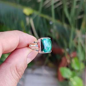 Anillo de Plata de Ley 925 Hecho a Mano para Mujer, con Gema de Malaquita en Forma de Cojín, Regalo Único para Ella, Joyería de Plata para Mujer - Product Image 5