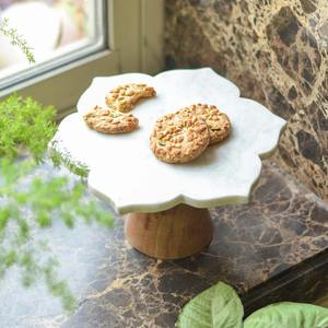 Support à gâteau en marbre haut de gamme avec base en métal durable pour la présentation, l'affichage dans le salon, décoration de service à domicile de qualité supérieure - Product Image 4