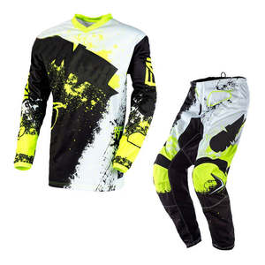 Combinaison de course de moto haute visibilité avec couverture complète et panneaux ventilés pour un confort maximal vêtements de course automobile de moto - Product Image 1