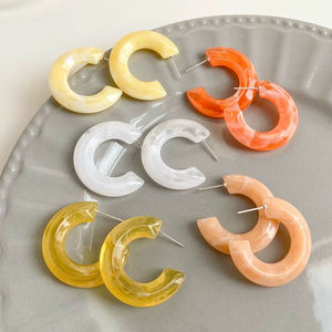 Pendientes de Resina HEMA Únicos, Hechos a Mano, Personalizados, Estilo Hada, Acabado Brillante Moderno, Estudio Artizon - Product Image 1