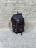 El Yapımı Vintage Unisex Fas Örgülü Hakiki Deri Çevre Dostu Hırsızlığa Karşı 20L Sırt Çantası Bohem Tarzı Geometrik Desenli