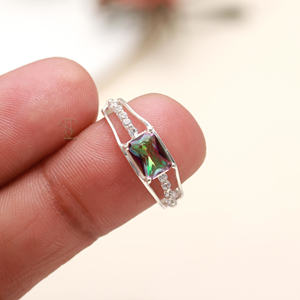 Topaze Mystique Arc-en-ciel Bague en argent sterling 925 Forme octogonale Topaze Mystique Arc-en-ciel Bague en argent sterling avec pierres précieuses semi-précieuses - Product Image 2