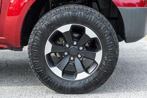 Frontier S.K.i.n.g C.a.b. Usado del 2015 - Product Image 6