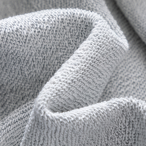 Sweat-shirt à col rond à épaules tombantes personnalisé pour femmes, imprimé streetwear, avec logo sur le devant, crop top pour l'automne et l'hiver - Product Image 4