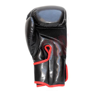 Guantes de boxeo ligeros y resistentes hechos a medida para hombres y mujeres hechos de cuero Quty con logotipo personalizado - Product Image 3