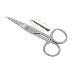 Ciseaux de manucure de qualité avec lames incurvées en acier inoxydable Ciseaux à cuticules droits longue durée pour les soins de beauté 131 - Product Image 4