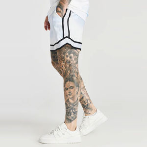 Short de basket sportif de haute qualité Polyester/coton séchage rapide vente en gros prix compétitif nouvelle conception motif solide - Product Image 2