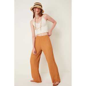 Pantalones Casuales de Corte Regular con Textura, 100% Poliéster - Product Image 2