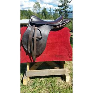 Selle de course anglaise BS International NA81 en cuir de buffle véritable, arbre en bois, quincaillerie SUS304, emballage personnalisé durable - Product Image 2