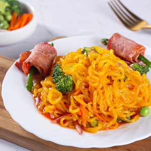 Noodles Konjac a basso contenuto calorico senza OGM al gusto di carota pronti a mangiare Pasta Shirataki nella confezione del sacchetto istantaneo - Product Image 4