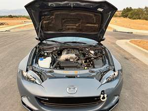 2021 MX-5 Miata Club, Transmisión Manual de 6 Velocidades, Paquete BBS/Brembo/Recaro - Product Image 2