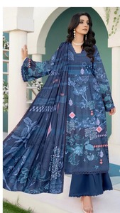 คอลเลกชันฤดูร้อนที่หรูหราของนักออกแบบชาวปากีสถานชุดสนามหญ้าแบบเย็บปักขนาดใหญ่พิเศษชุด Salwar Kameez แบบคลาสสิกพร้อมสนามหญ้าพิมพ์ลาย - Product Image 2