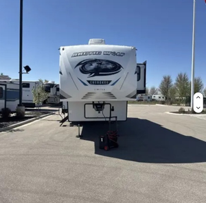 Gran descuento en remolque usado Fo-r-e-s-t- Ri-ver RV Ch-er-o-kee A-r-c-t-ic W-o-l-f- 3550 Suite 2022, listo para la venta - Product Image 2