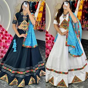 Lanzamiento de nuevo diseñador Festival Wear Cotton Chine Stich Work And Real Mirror Work Canvas Patta Lehenga And Choli With Dupatta - Product Image 2