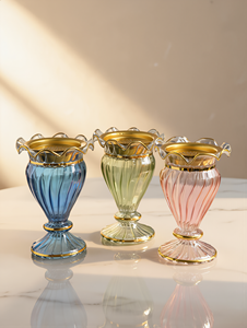 Brûleur d'encens double usage en verre soufflé vert, porte-bâtonnets de bakhoor au charbon, bordure dorée, parfum d'ambiance pour la maison GRAND BAZAAR ÉGYPTE BKH-07 - Product Image 3