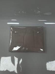 Pochette en PVC transparente personnalisée avec boutons-pression |   Étui de présentation pour literie imperméable et taie d'oreiller en satin - Product Image 4